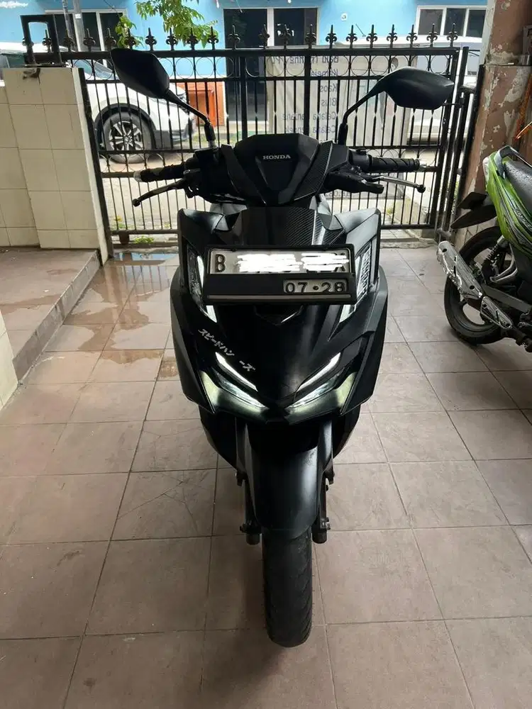 Honda vario 160 tahun 2023 black