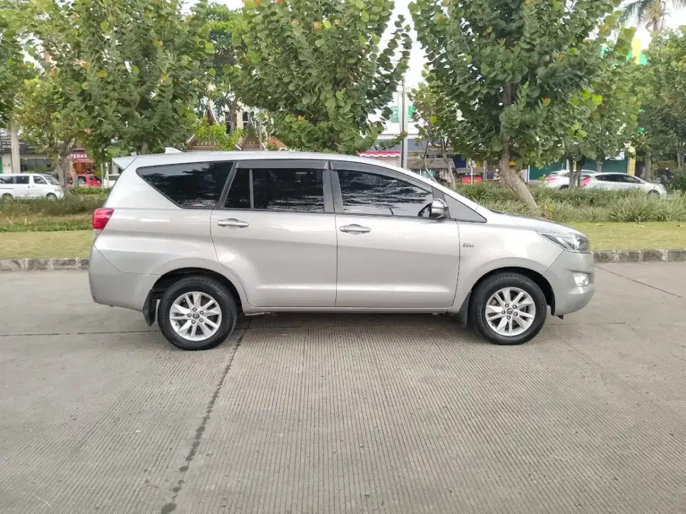 Kijang innova G at 2016