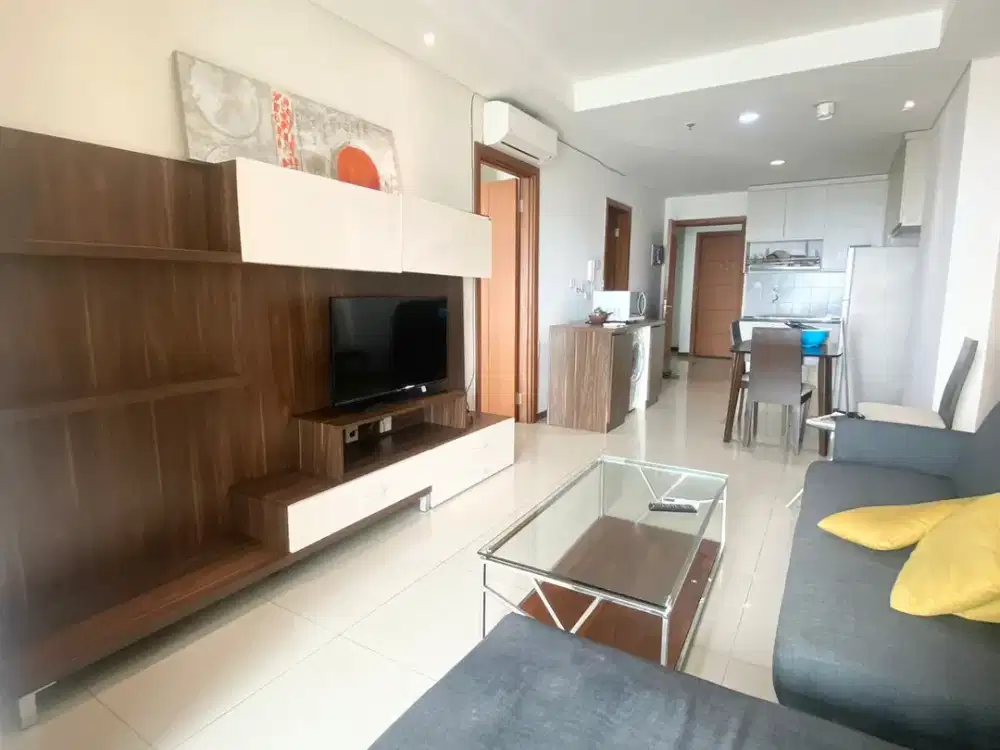 Condominium Greenbay Pluit Tipe 2BR Full Furnished View Laut Uk. 77 M2