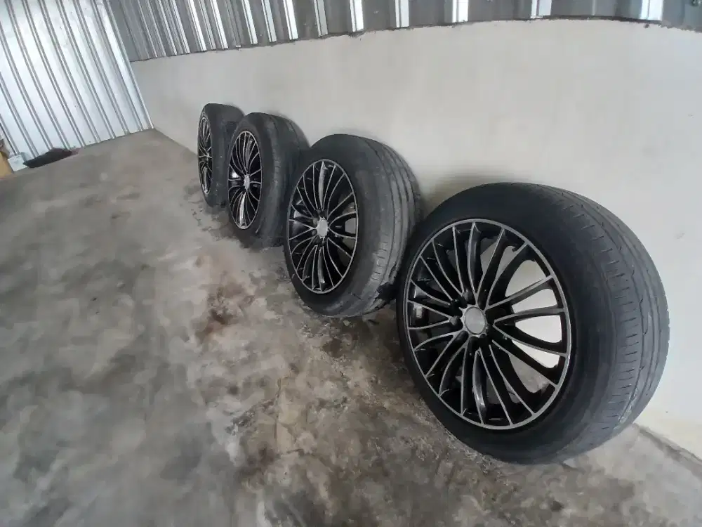 Veleg racing mobil