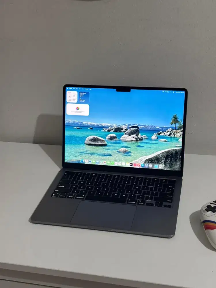 Macbook Air M2 2022 8/256 ex iBox