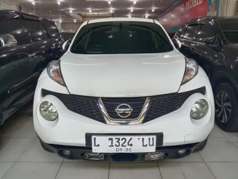 Nissa Juke RX at Putih