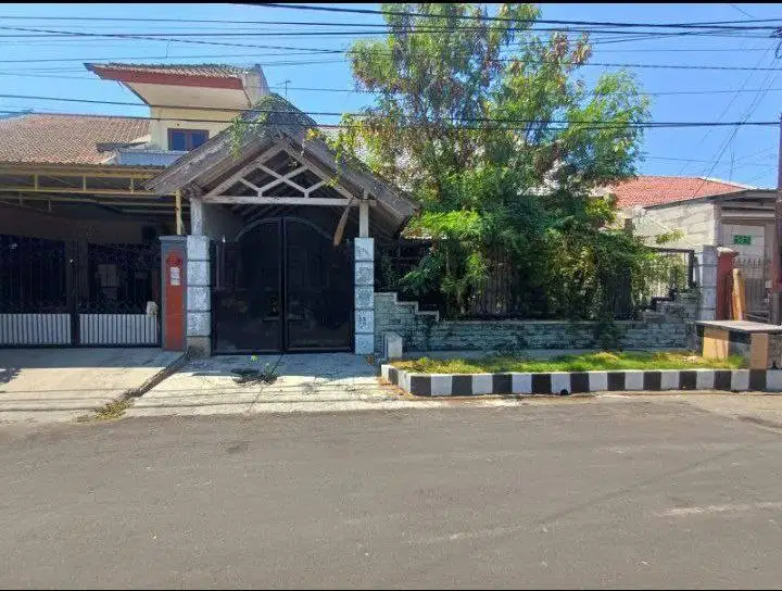 Dijual Rumah Penjaringan Sari siap huni