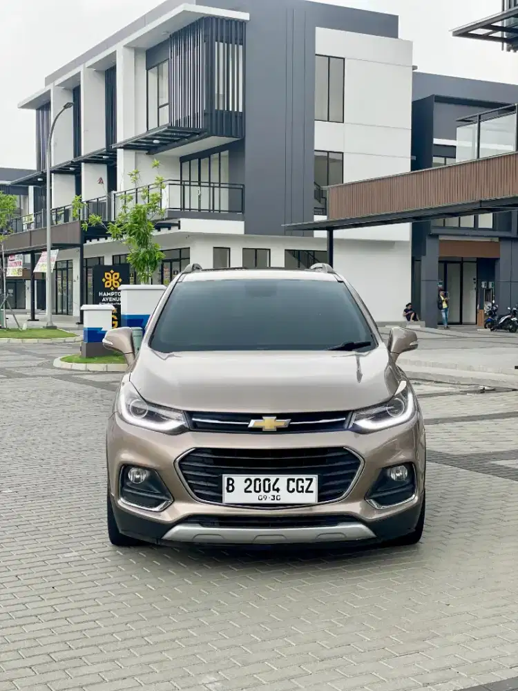 Suv murah ada sunroof ini gan Chevrolet Trax Premiere AT 2019 Cokelat