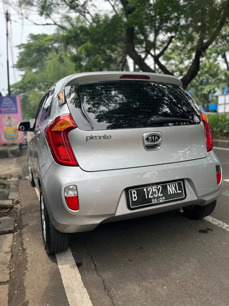 Dijual Kia Picanto 2012 SE MT terawat