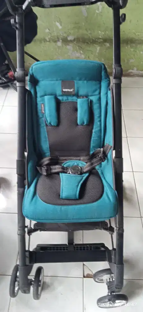 Baby stroller cabin size preloved