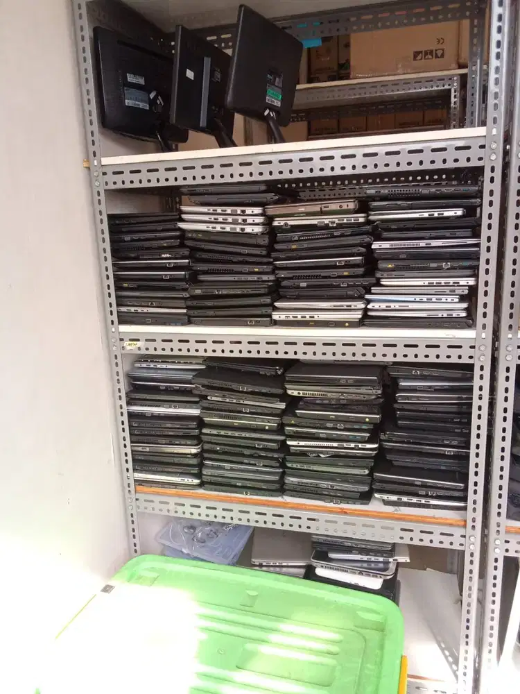 Lelang barang-barang bekas kantor kondisi rusak
