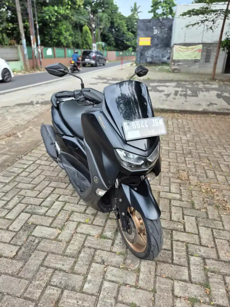 Dijual Yamaha nmax new tahun 2021 keyless pajak hidup panjang