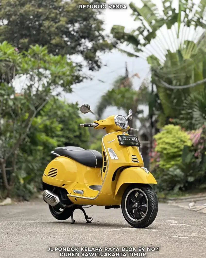 DIJUAL CEPAT Vespa GTS 150 4V IGET ABS LED FACELIFT TAHUN 2019 Kuning