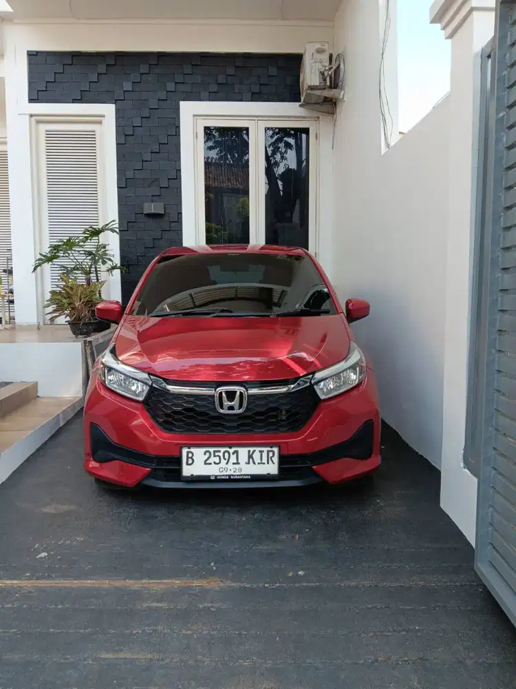 Honda Brio Satya 1.2 E Bensin-AT 2023 ignite red metalic