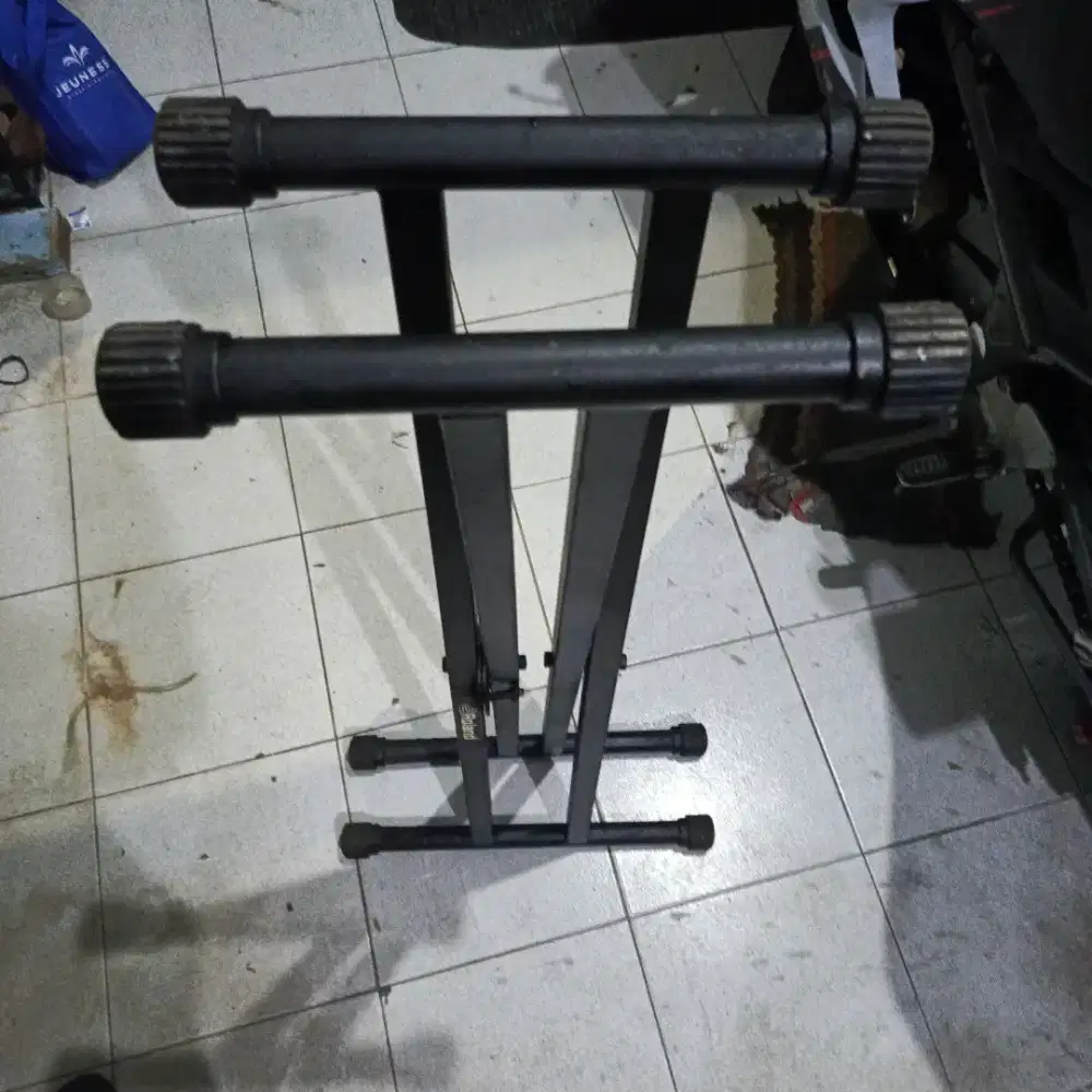 Stand Keyboard Roland