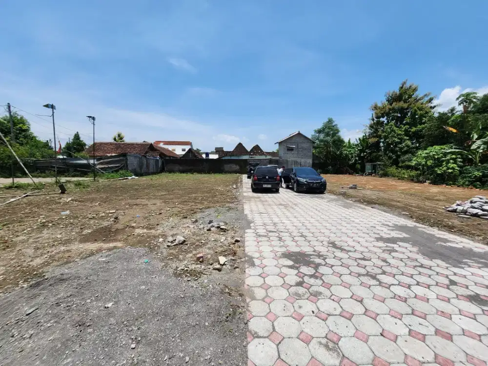 Tanah Blok O Di Berbah Kalasan Dekat Hardjolukito