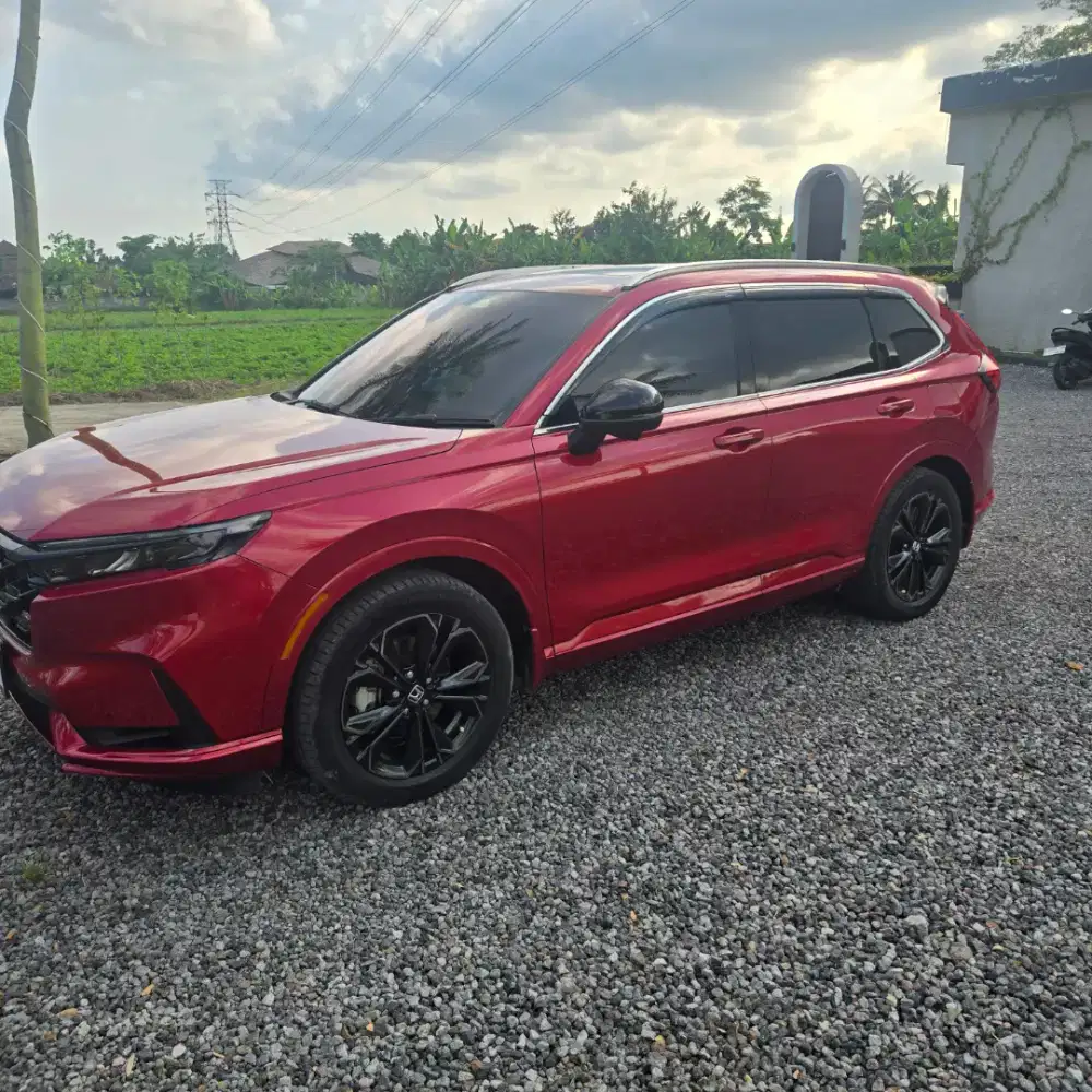 Honda CRV RS hybrid 2.0 automatic kondisi istimewa