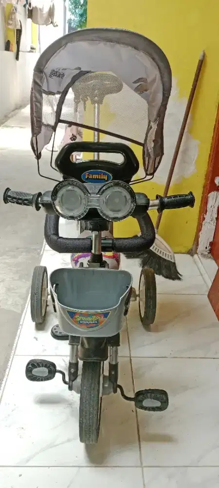 Stroller sepeda family ada penutup(bisa jadi sepeda biasa