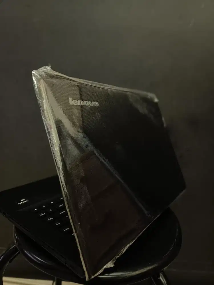 Lenovo ideapad amd a8 ram 8gb ssd 128gb vga radeon