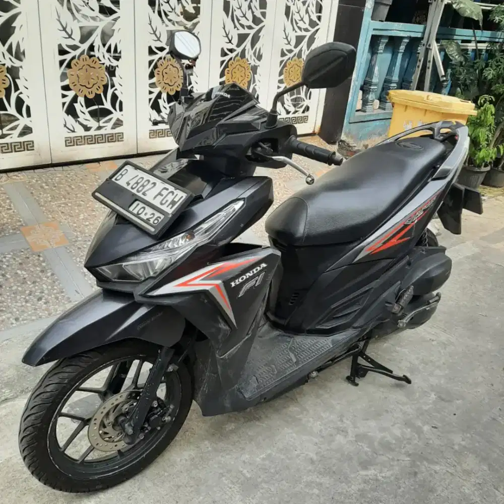 Honda Vario LED 125 2016 ss lengkap mesin bagus pajak hidup,Bekasi Kab