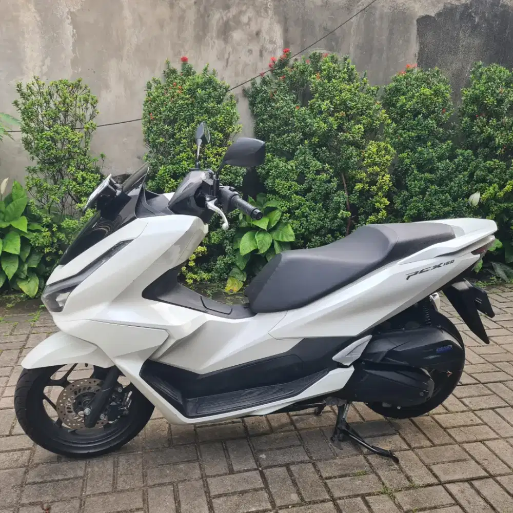 Honda PCX 160 CBS 2025 PUTIH