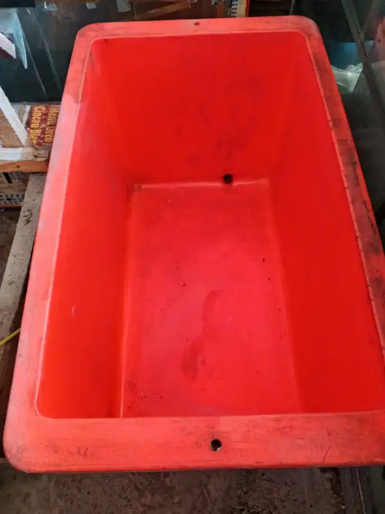 Box es batu besar/ Marvel cooler