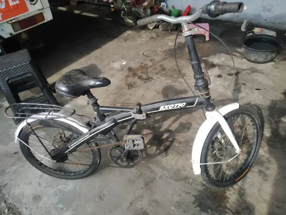 Sepeda Lipat 20