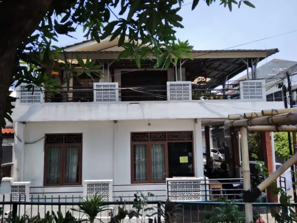 Dijual Rumah Bagus Siaphuni Di Jakarta Selatan
