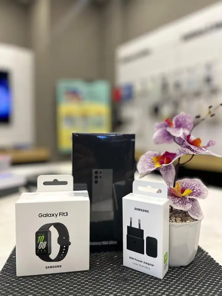 Samsung Galaxy S24 Ultra GRATIS Jam dan Adaptor GARANSI RESMI SEIN