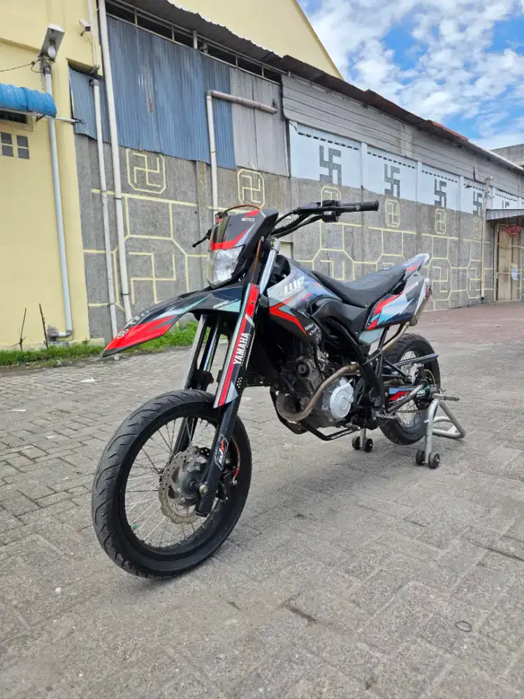 Yamaha WR155R Hitam 2020