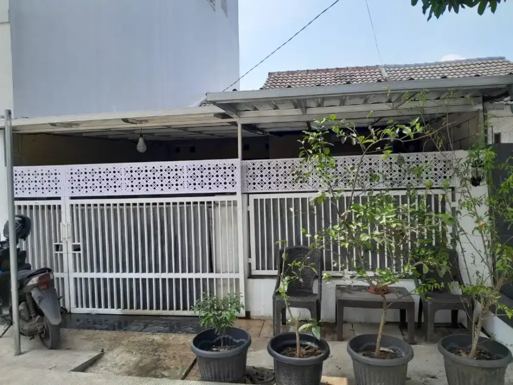 Rumah Asri dekat Masjid