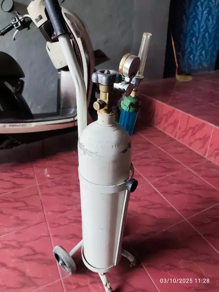 Tabung oksigen 1m³ + regulator + troli