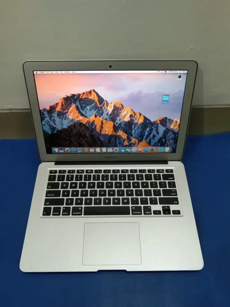 Macbook Air 2017 i5 8/128