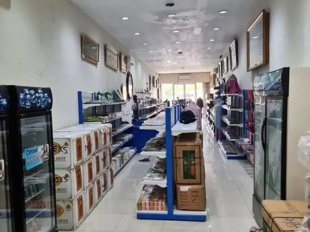 Ruko Pusat Kota  Nol Jalan Komersil Area, MURAH  (Jl Kutai)