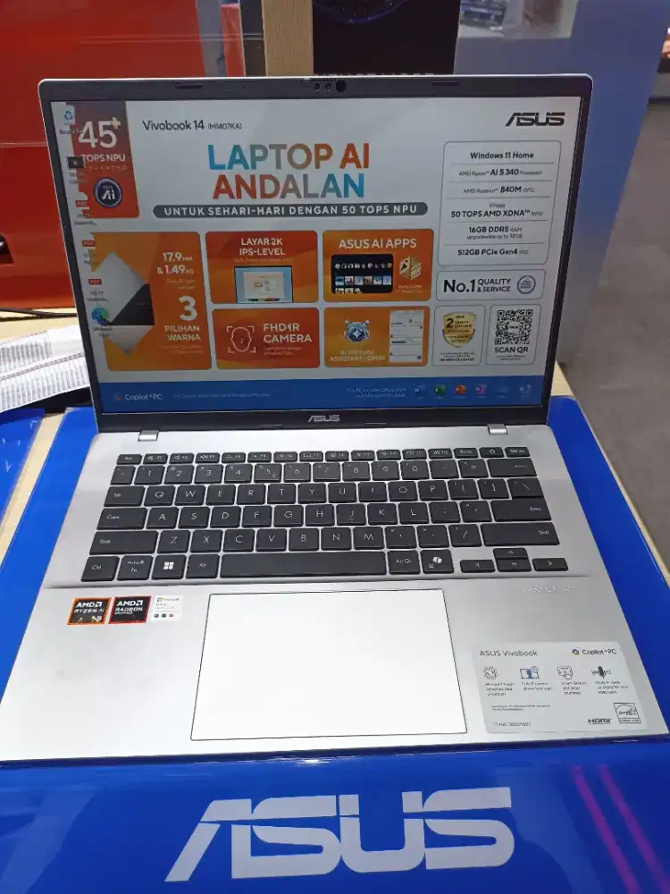 Laptop Asus M1407KA
