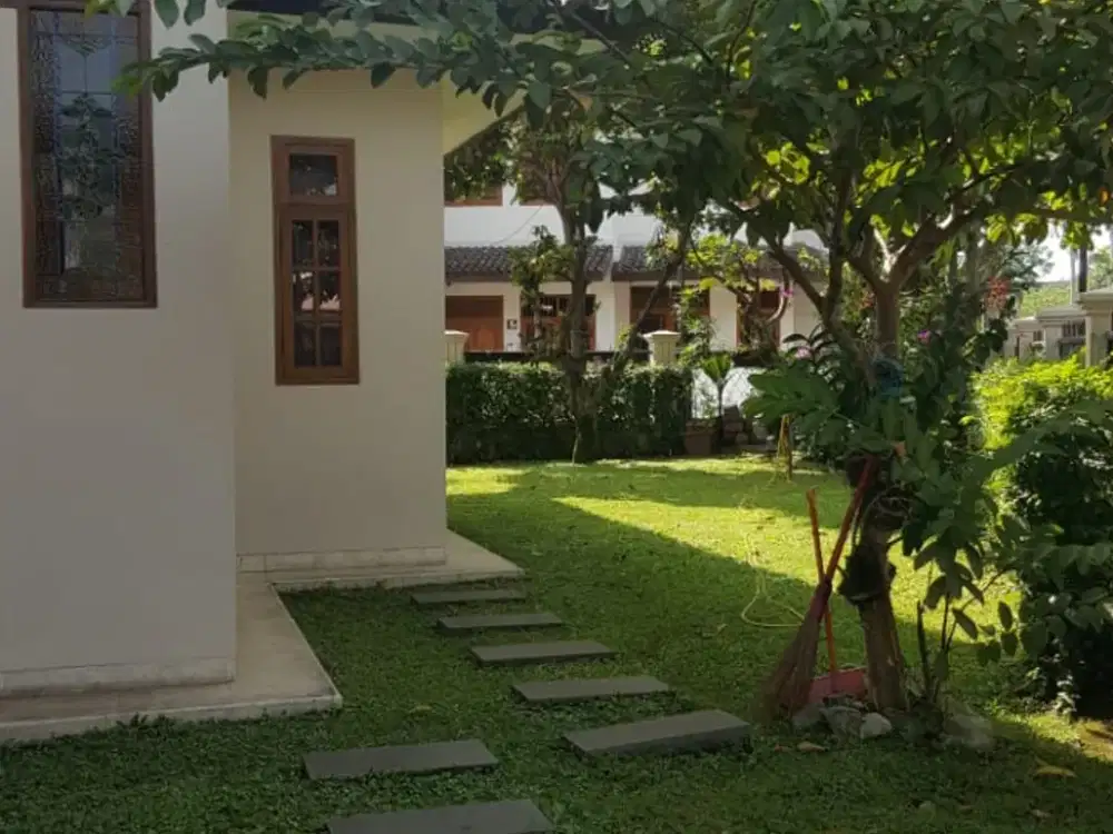 Jual Rumah 2 Lt Semi Furnished Jl. Suryalaya, Buahbatu