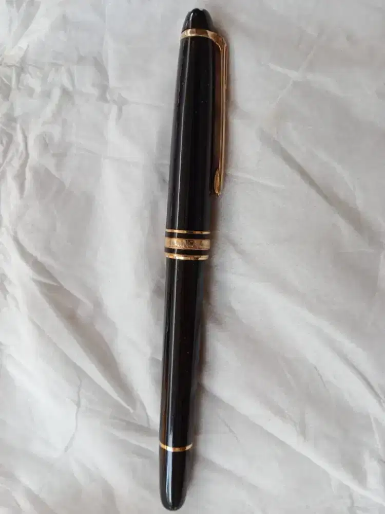 Montblanc rollerball pen 163 original