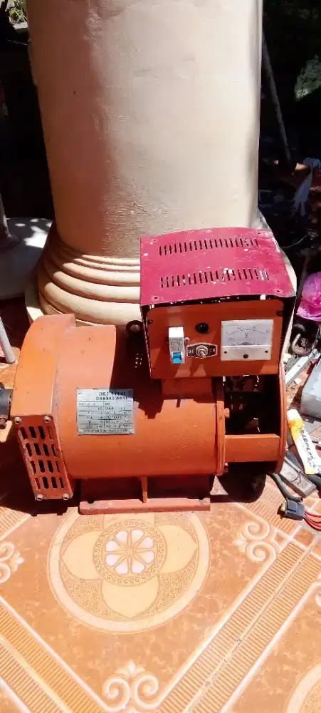 Dijual dinamu genset 13,6 Amper harga nego kondisi 80  persen