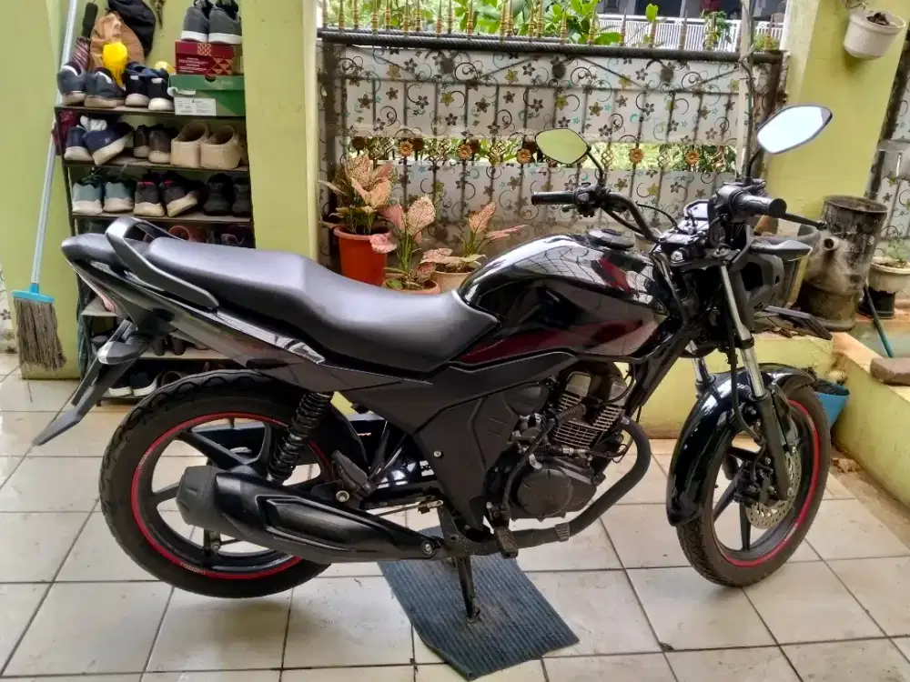 Honda CB Verza 150 2022 low km