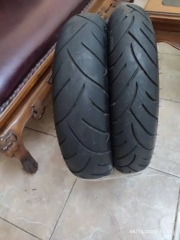Ban ori Xmax merk Dunlop