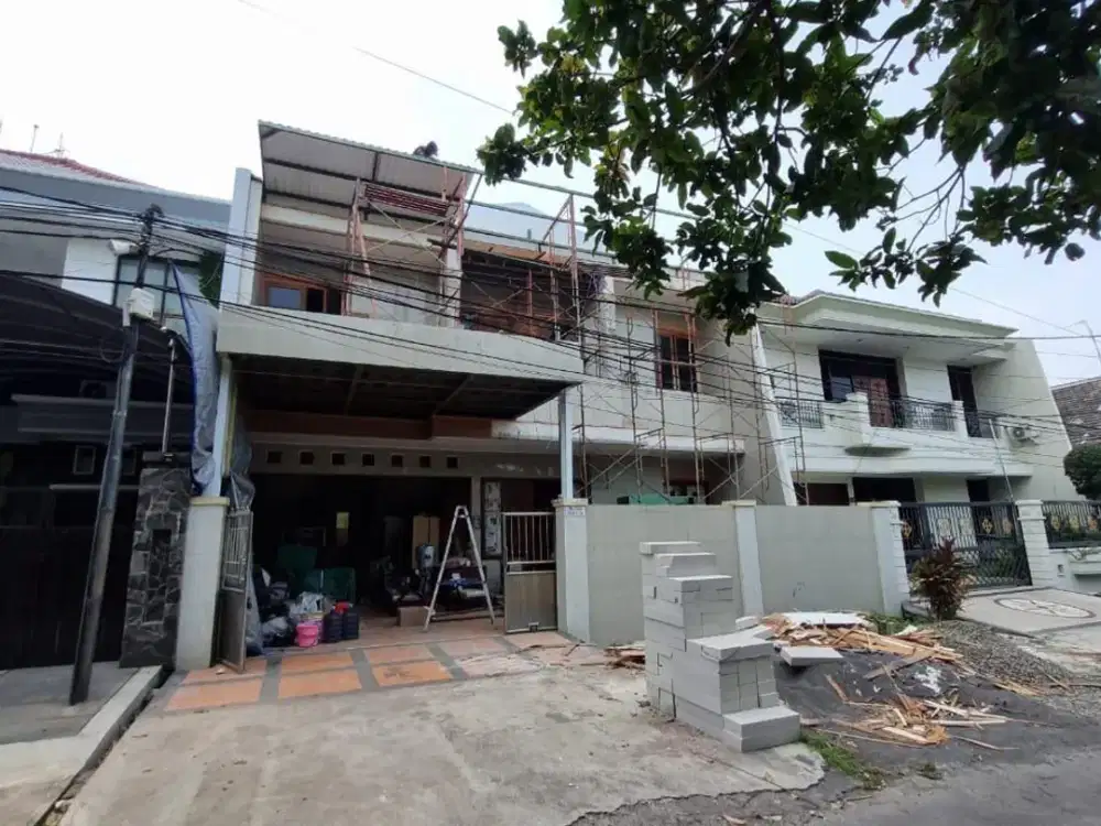 rumah progres di Dharmahusada Permai