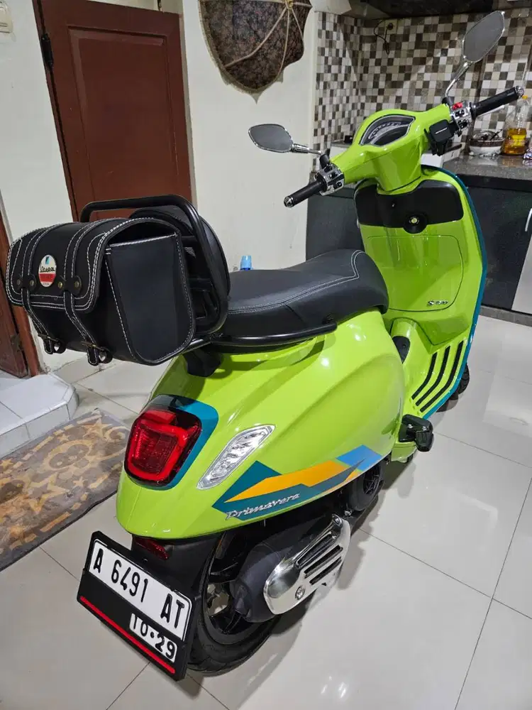 Vespa Primavera S150 i-get ABS Oktober 2024