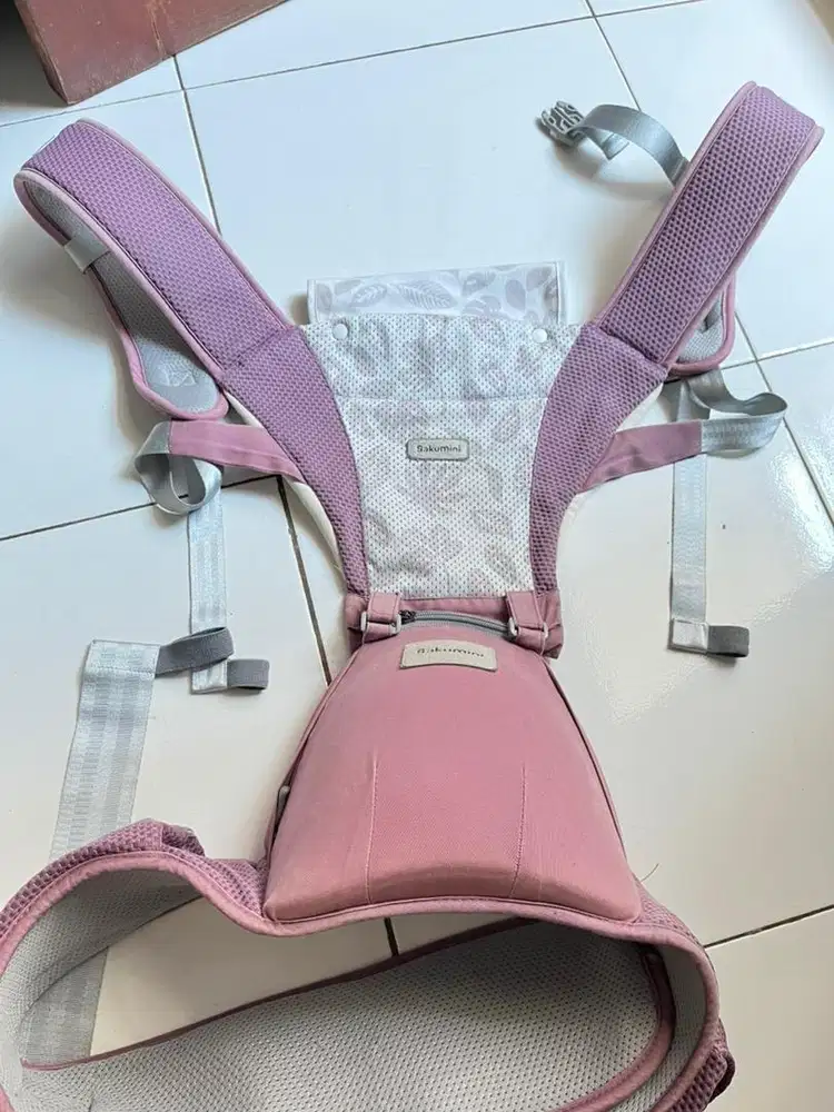 Preloved sakumini hipseat