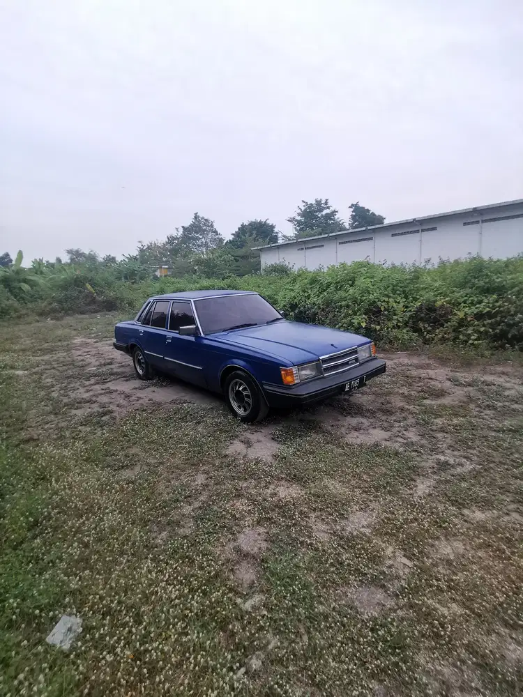 Toyota Corona 1983 Bensin