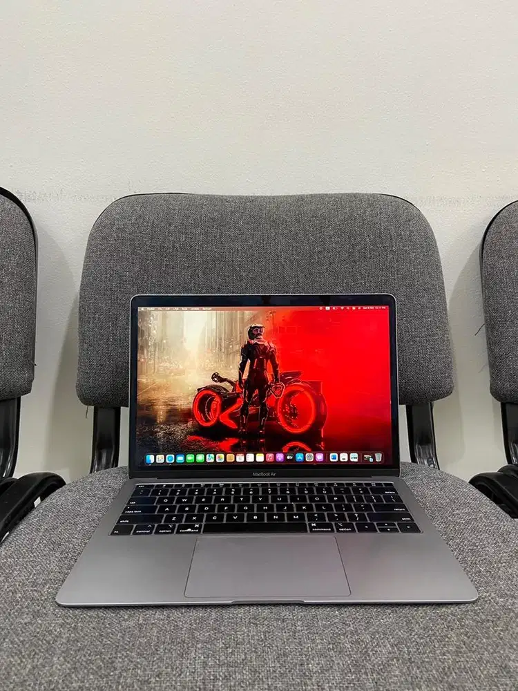 MacBook Air 2018 i5/16/1,5TB