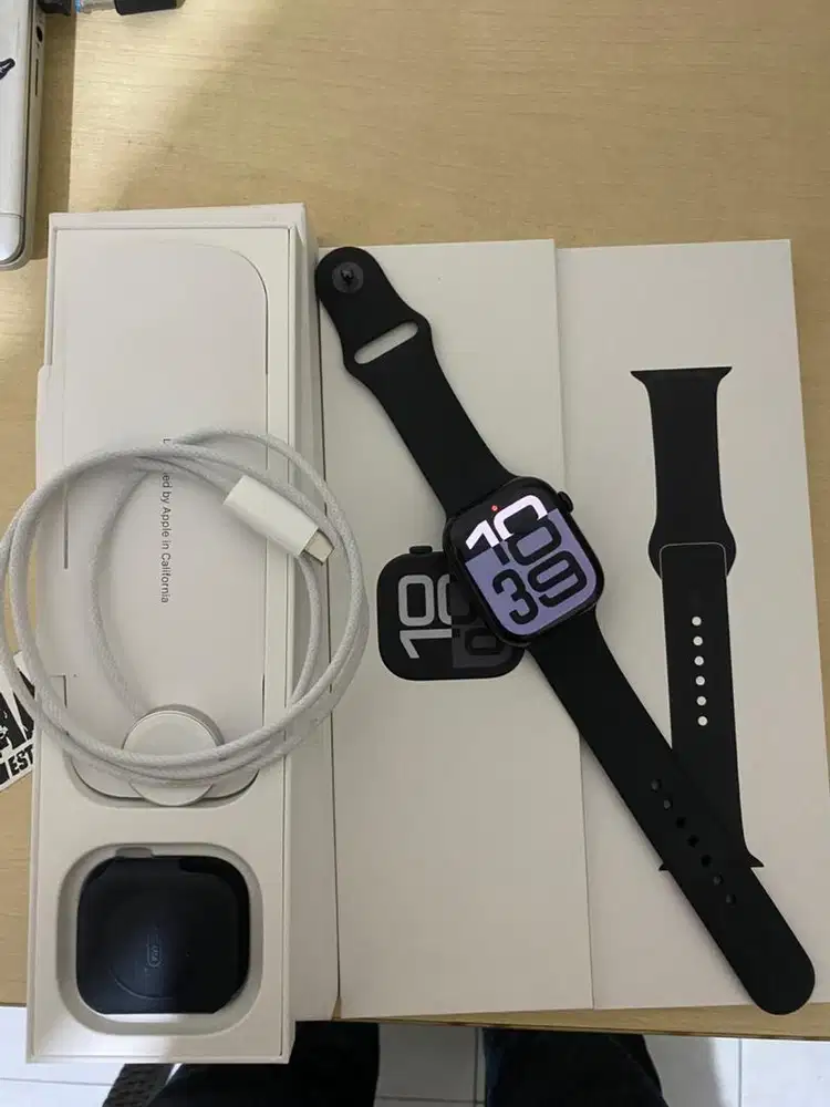 Apple watch series 10 64GB
