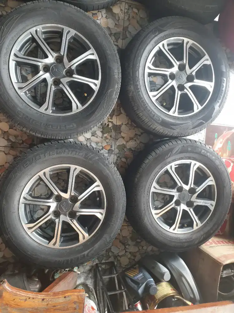 Velg oem sigra 2022