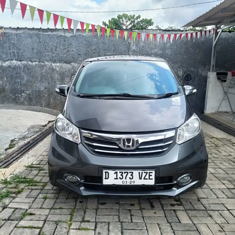 Honda Freed PSD Matic 2013 Km Rendah