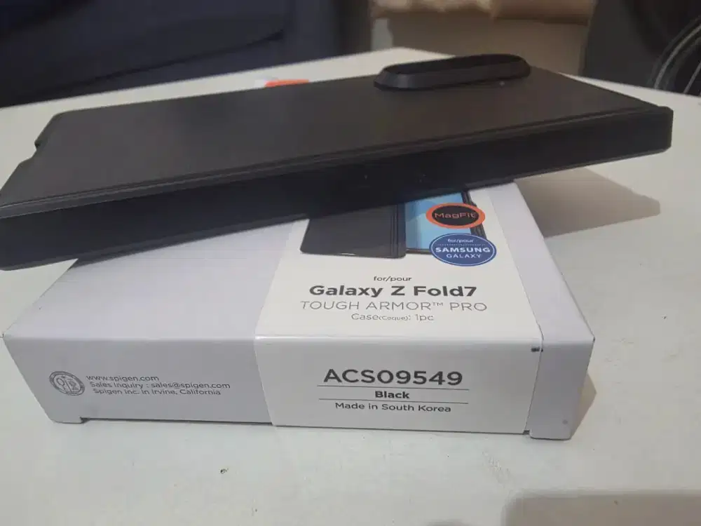 Case Spigen Tough Armor Pro Samsung Galaxy Z Fold 7 - Like New Murah!
