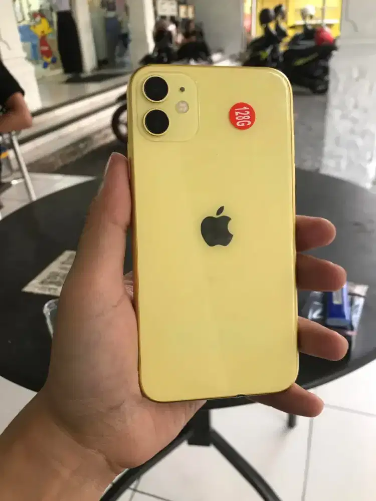 Hp second Iphon 11 mulus