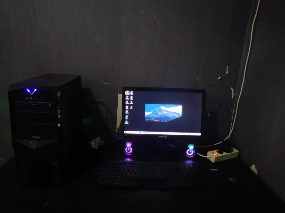 Komputer second like new