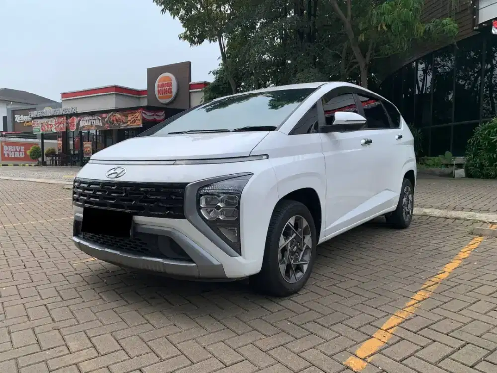 [ TERAWAT ] HYUNDAI STARGAZER PRIME 1.5 IVT AT MATIC 2023 PUTIH
