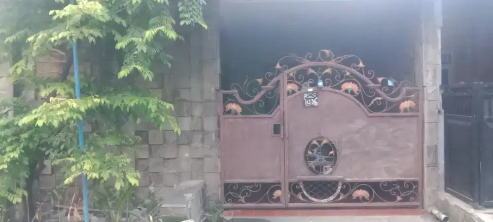 Rumah dijual dekat fasum