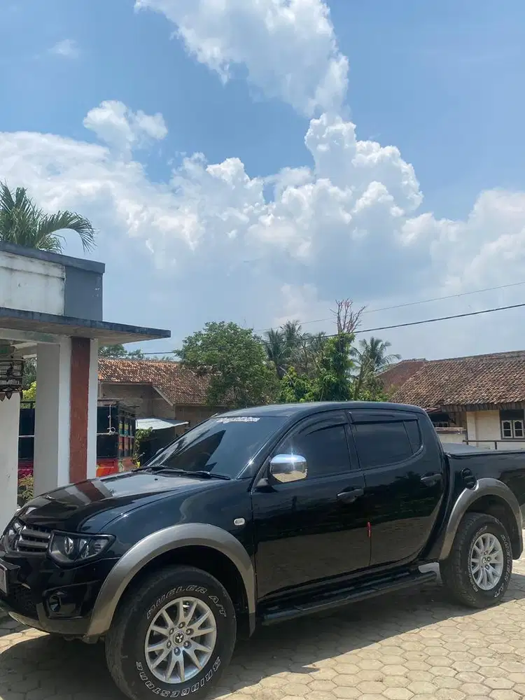 Strada triton Gls 2010
